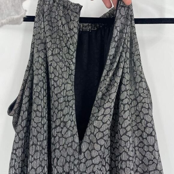 Michael Kors Women's Sleeveless Halter Peplum Top Silver Black Metallic Size 1X - Picture 9 of 15